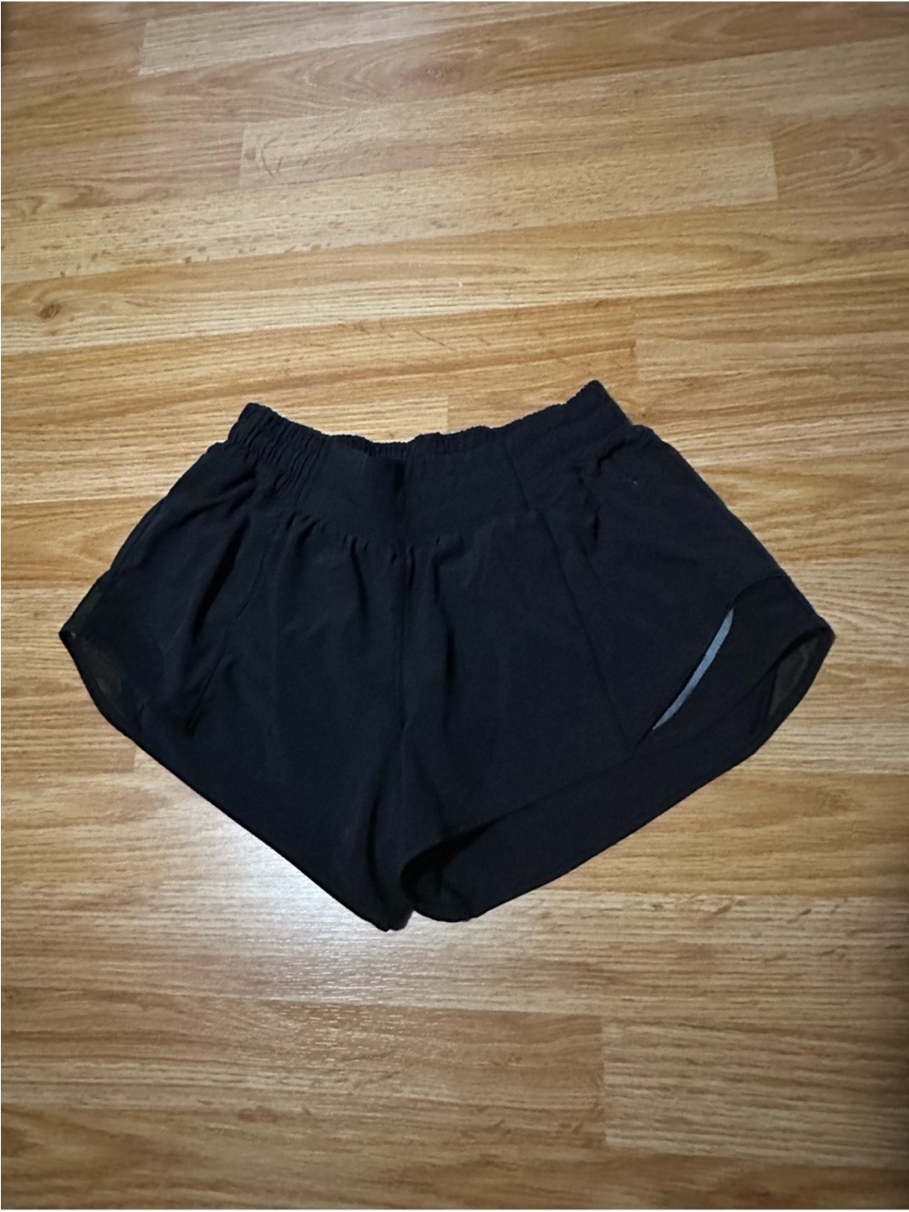 lululemon athletica Hotty Hot Low-Rise Lined Shorts - Black 6 - Picture 2 of 4